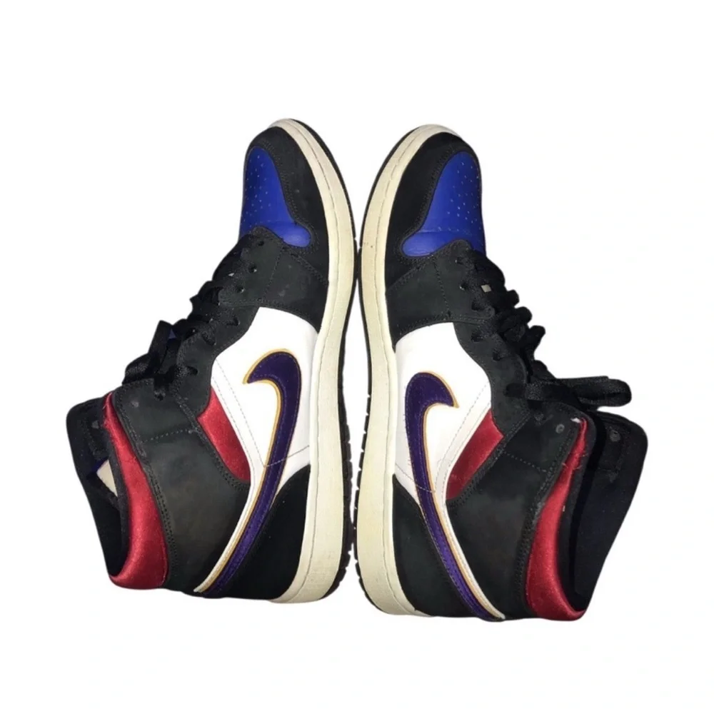 Air Jordan 1 SE Mid ‘Rivals’ 852542-006 Sneakers‎ Men’s Size 11.5